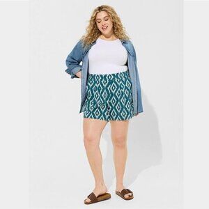 Torrid - 3.5 Inch Challis Short in Ikat Coloured Teal & White​​​​